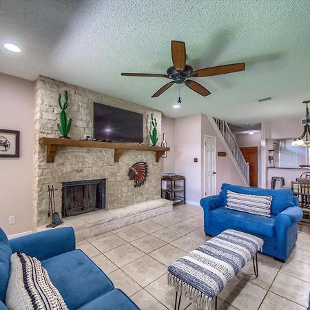 The Iron Cactus Condo On The Comal Cw C102 New Braunfels Εξωτερικό φωτογραφία
