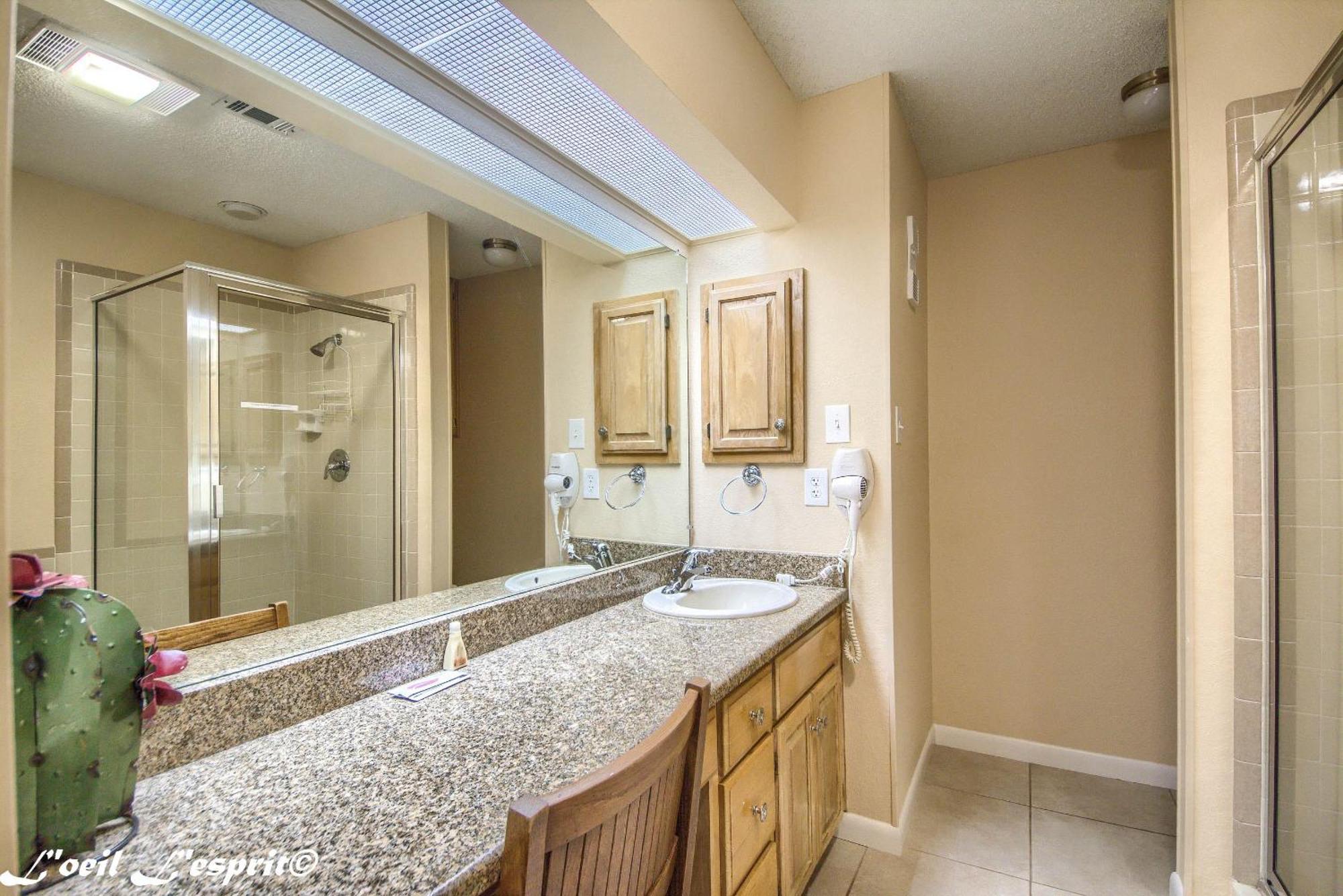 The Iron Cactus Condo On The Comal Cw C102 New Braunfels Εξωτερικό φωτογραφία